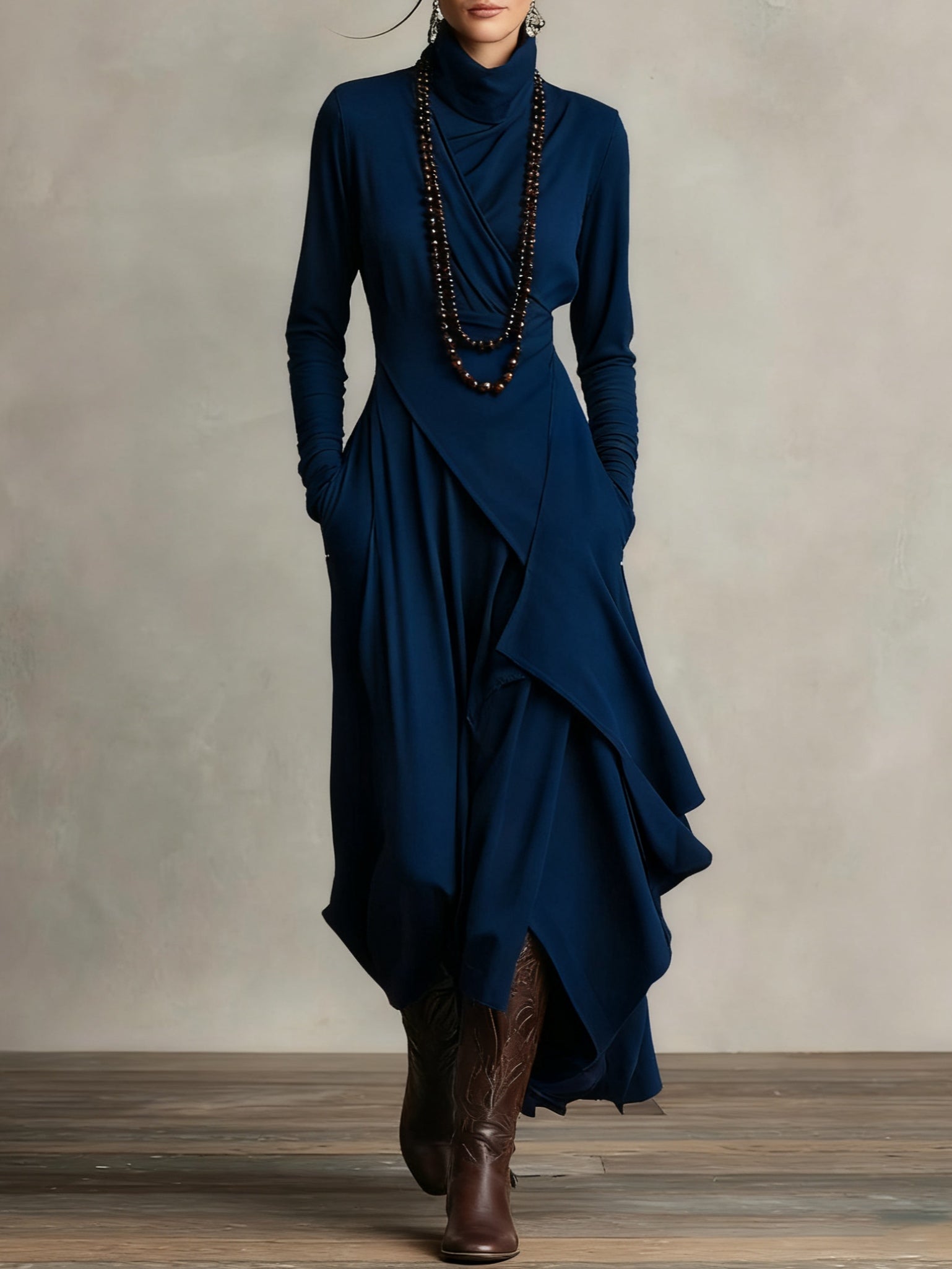 Robe en laine violette Tanya de Danoir Paris, élégante, taille XS, tissu chaud et sophistiqué, portée avec style.