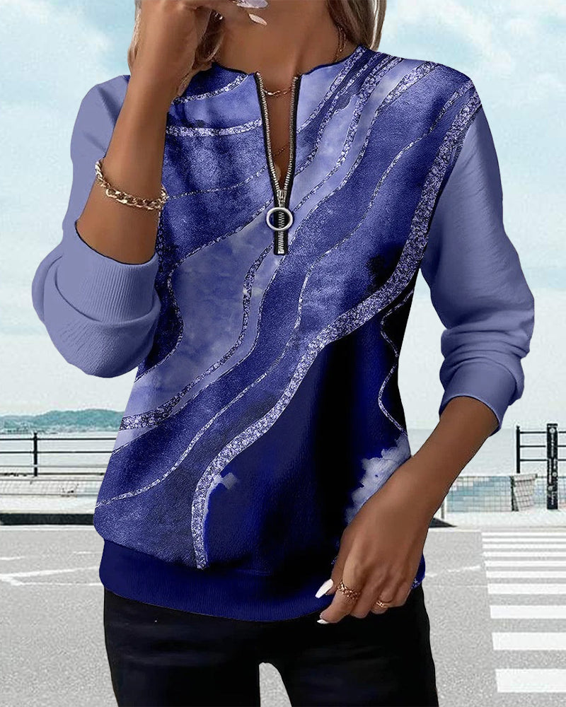 Sweatshirt décontracté vintage Lera de Danoir Paris, coton doux avec style rétro, couleur café, porté sur mannequin.
