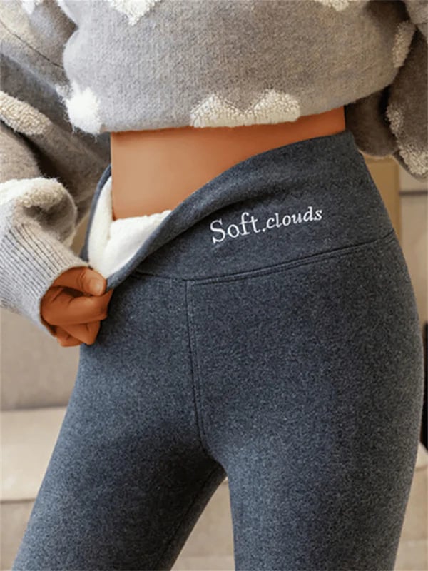Pantalon d'hiver élégant Danoir Paris LaLune en gris foncé, coupe sophistiquée, tissu chaud pour femmes, vue de face.