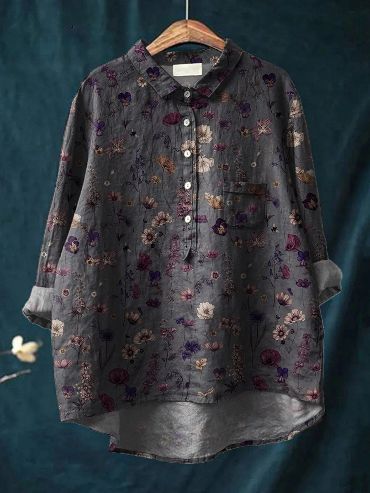 Chemise florale légère Florence de Danoir Paris, motif multicolore et tissu fluide, vue de face.