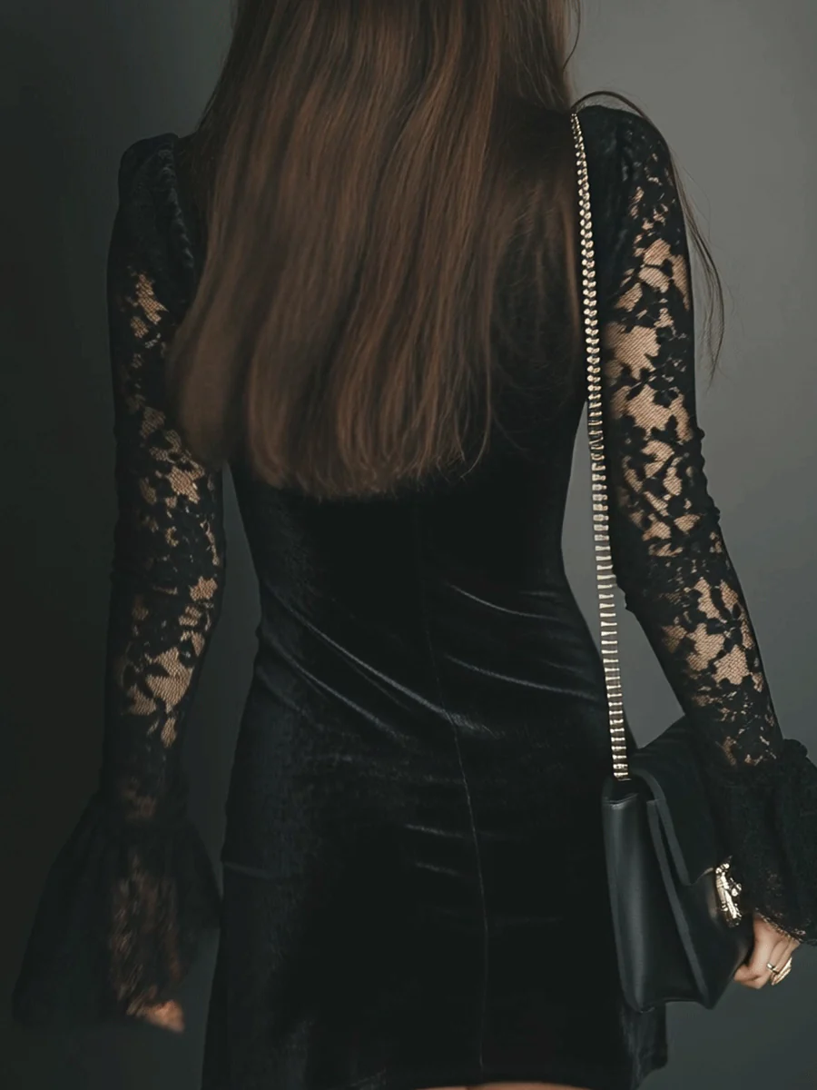 Robe en velours noire Luna de Danoir Paris, élégante et sophistiquée, vêtement pour femmes, vue de face.