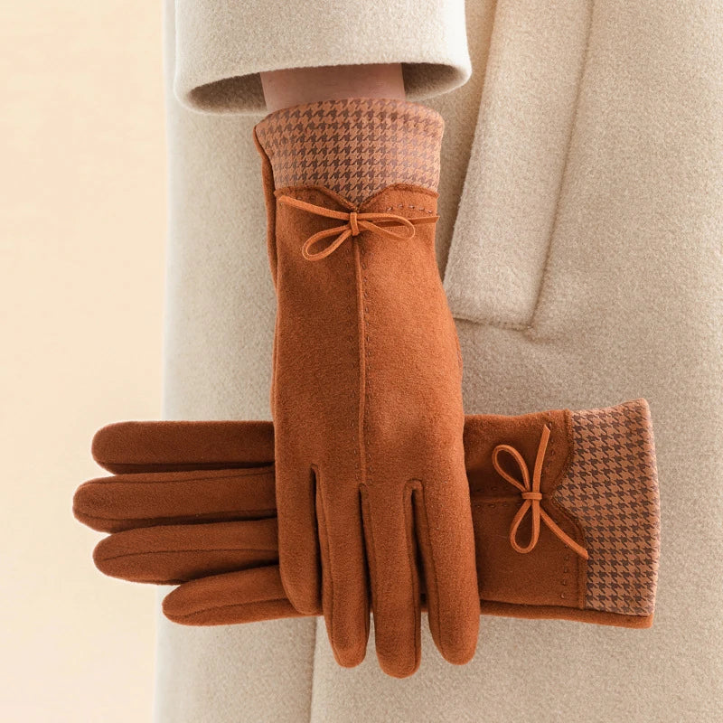 Gants en cachemire marron Emily de Danoir Paris, élégants et confortables, pour femme.