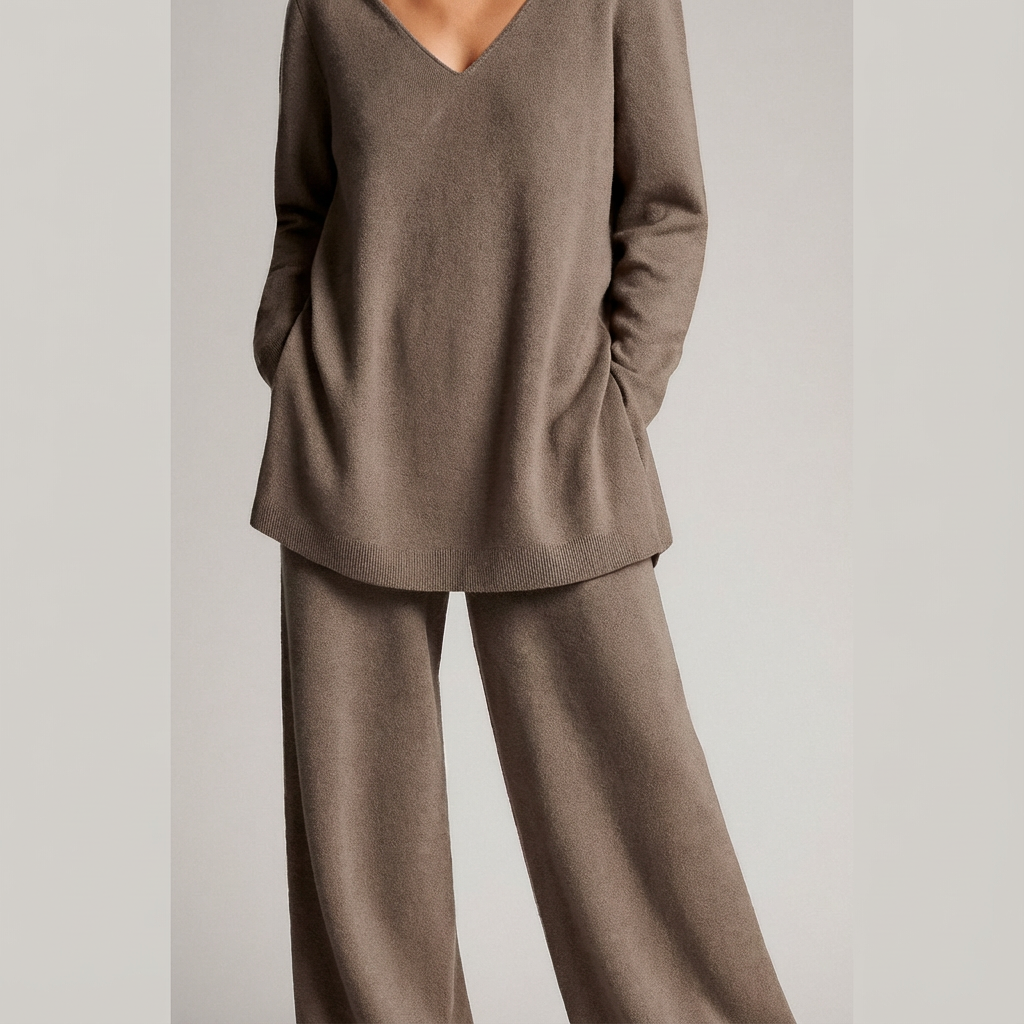 Ensemble chic et confortable Anny de Danoir Paris en noir, vêtements élégants et décontractés pour femme.