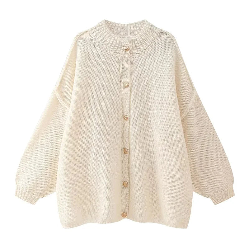 Pull blanc Géraldine de Danoir Paris, style élégant et quotidien, porté par un mannequin, en XS.