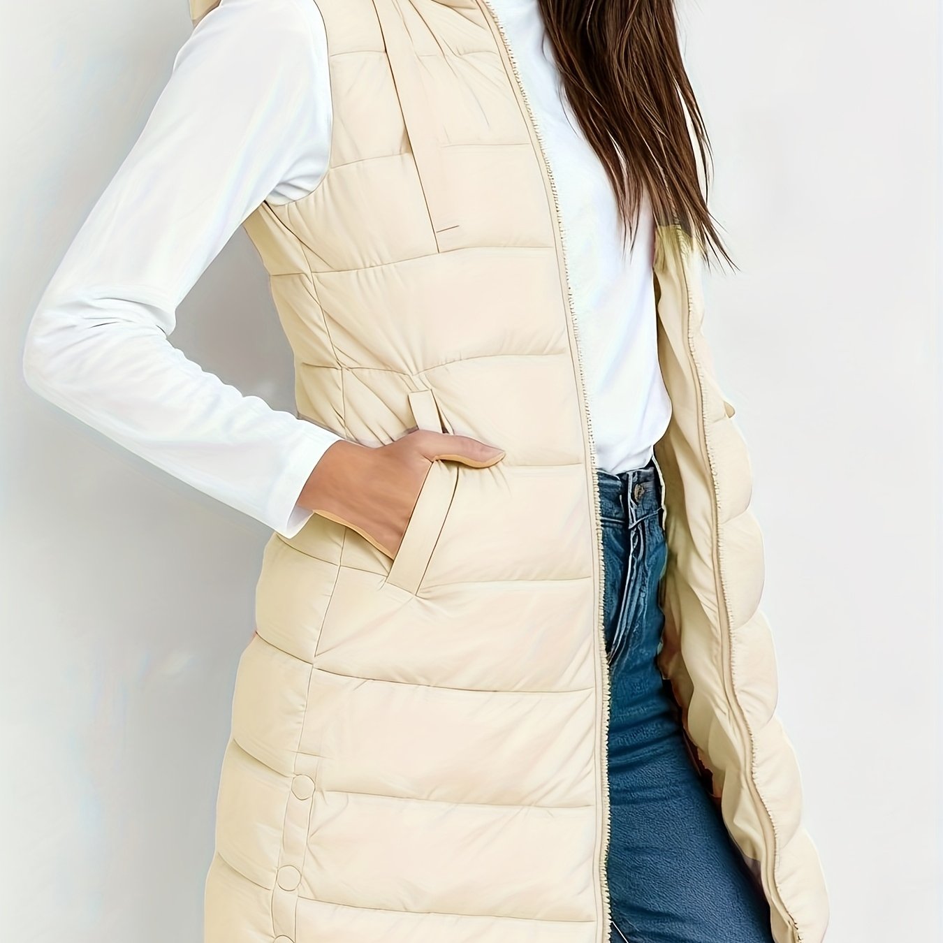 Veste à capuche chic Danoir Paris Emelia, style sombre, avec capuche et détails élégants, idéale pour un look tendance.