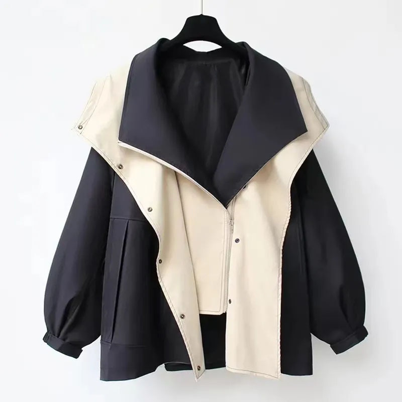 Veste élégante anti-pluie Danoir Paris FR907 en blanc, coupe moderne avec capuche et fermeture éclair, pour un look chic et pratique.