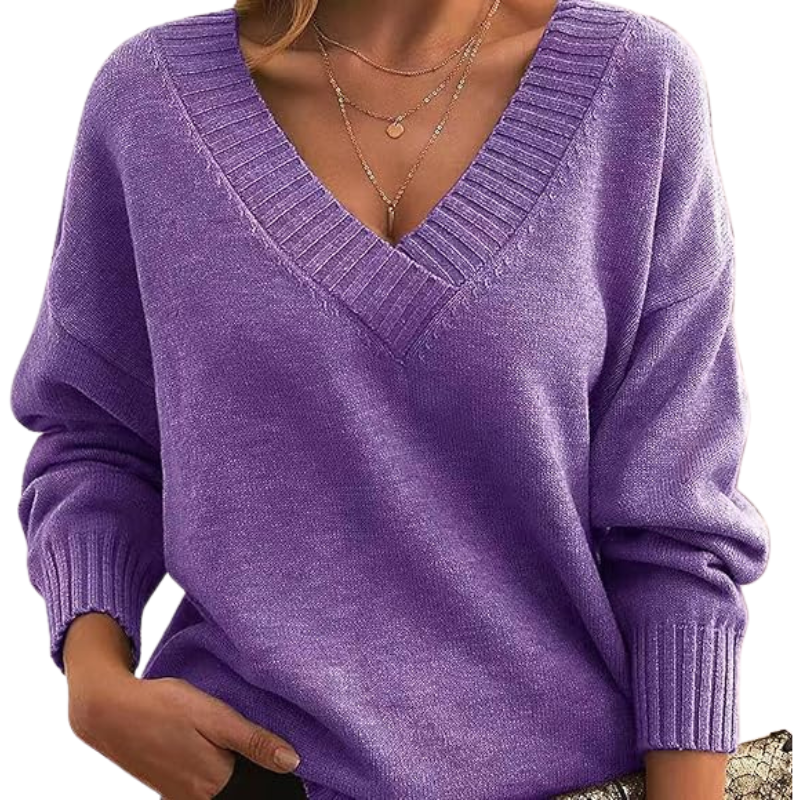 Pull élégant Danoir Paris FR935 en mélange de cachemire couleur abricot, doux et confortable, porté en mode décontracté.