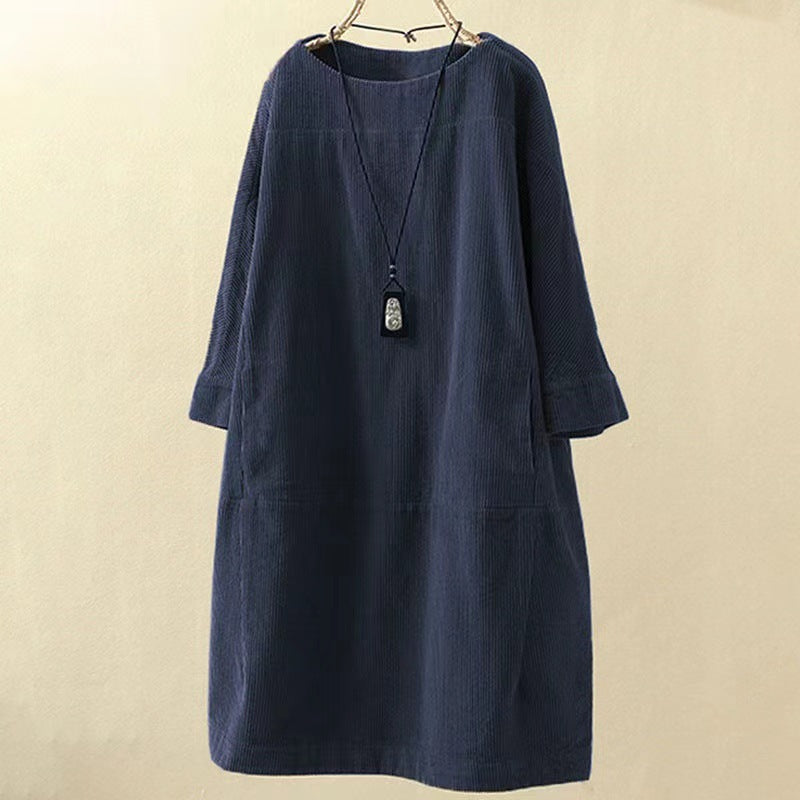Yoni Élégance Rétro Chic FR965 de Danoir Paris, sous-vêtements en gris avec design sophistiqué et détails élégants.