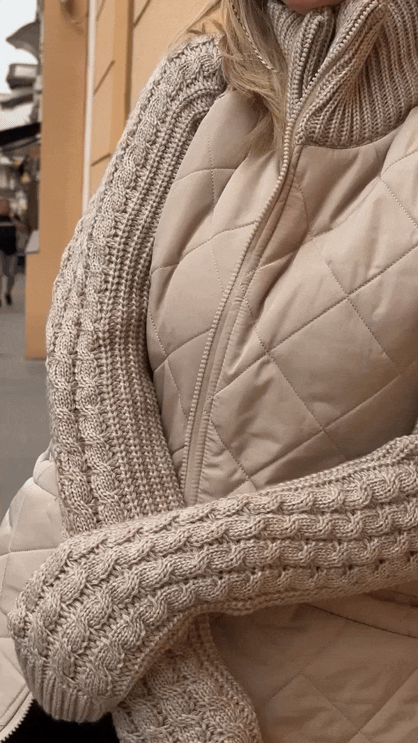 Veste matelassée élégante Danoir Paris Nora en gris, style sophistiqué et finition raffinée, pour un look chic et confortable.