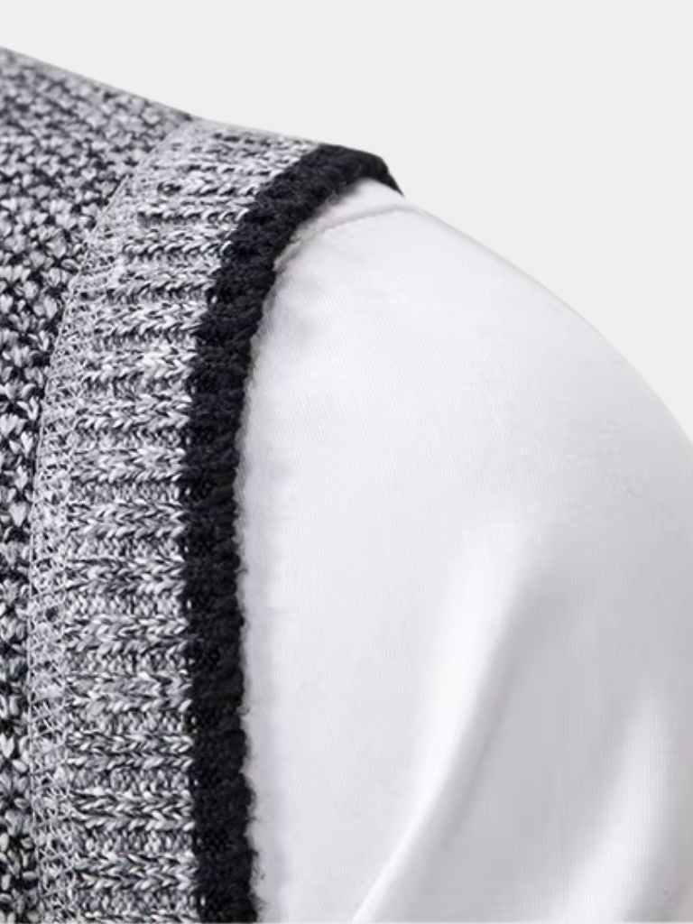 Gilet élégant gris Danoir Paris™ avec fermeture éclair intégrale, porté sur un mannequin, style chic et moderne.