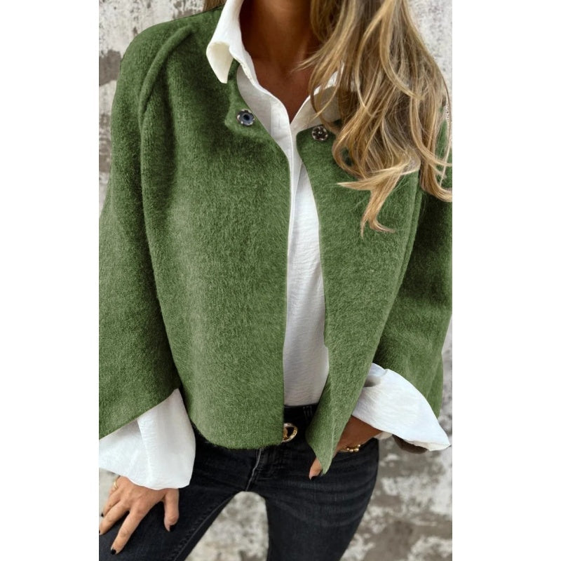 Veste courte kaki Danoir Paris Elise avec manches évasées élégantes, style chic et tendance pour femmes.