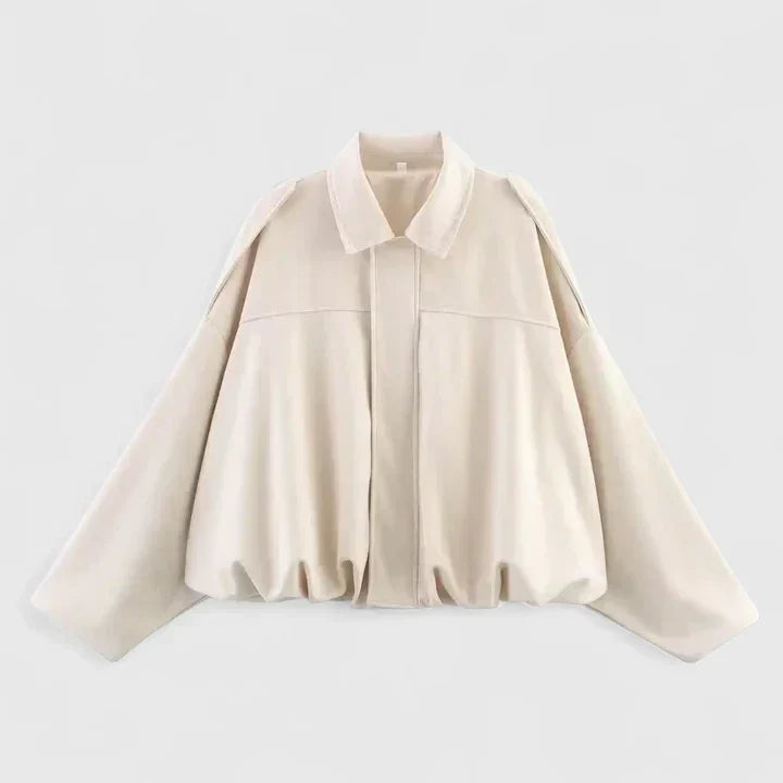 Veste confortable Danoir Paris Chrystiah en rouge, coupe ajustée, tissu doux, pour un style décontracté et chaud.