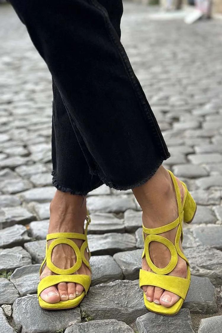 Sandales d'été jaunes Valentina de Danoir Paris, style Vivace, en cuir avec semelle confortable pour femme.