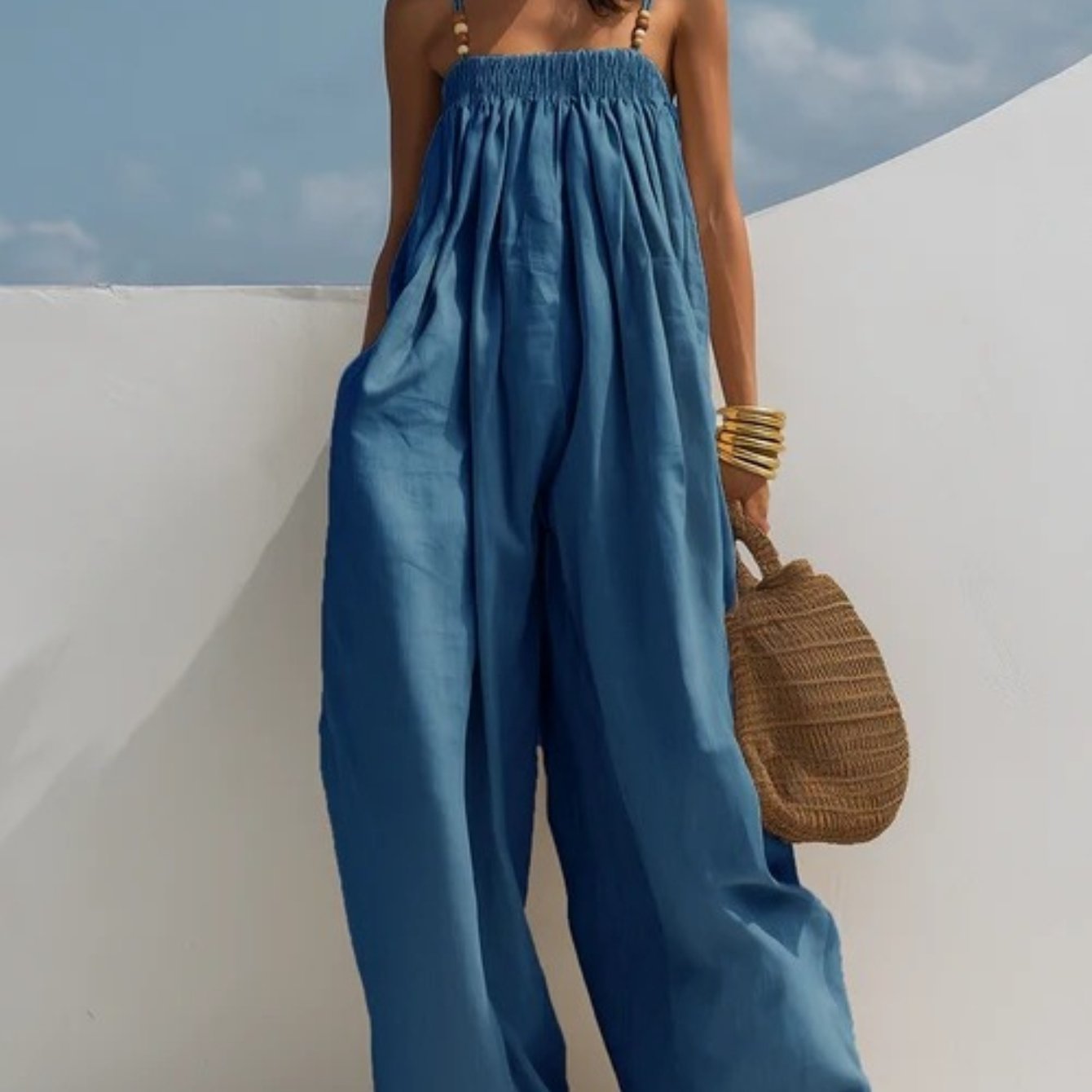 Combinaison pantalon en jean bleu Madison de Danoir Paris, coupe large, style décontracté, pour femmes.