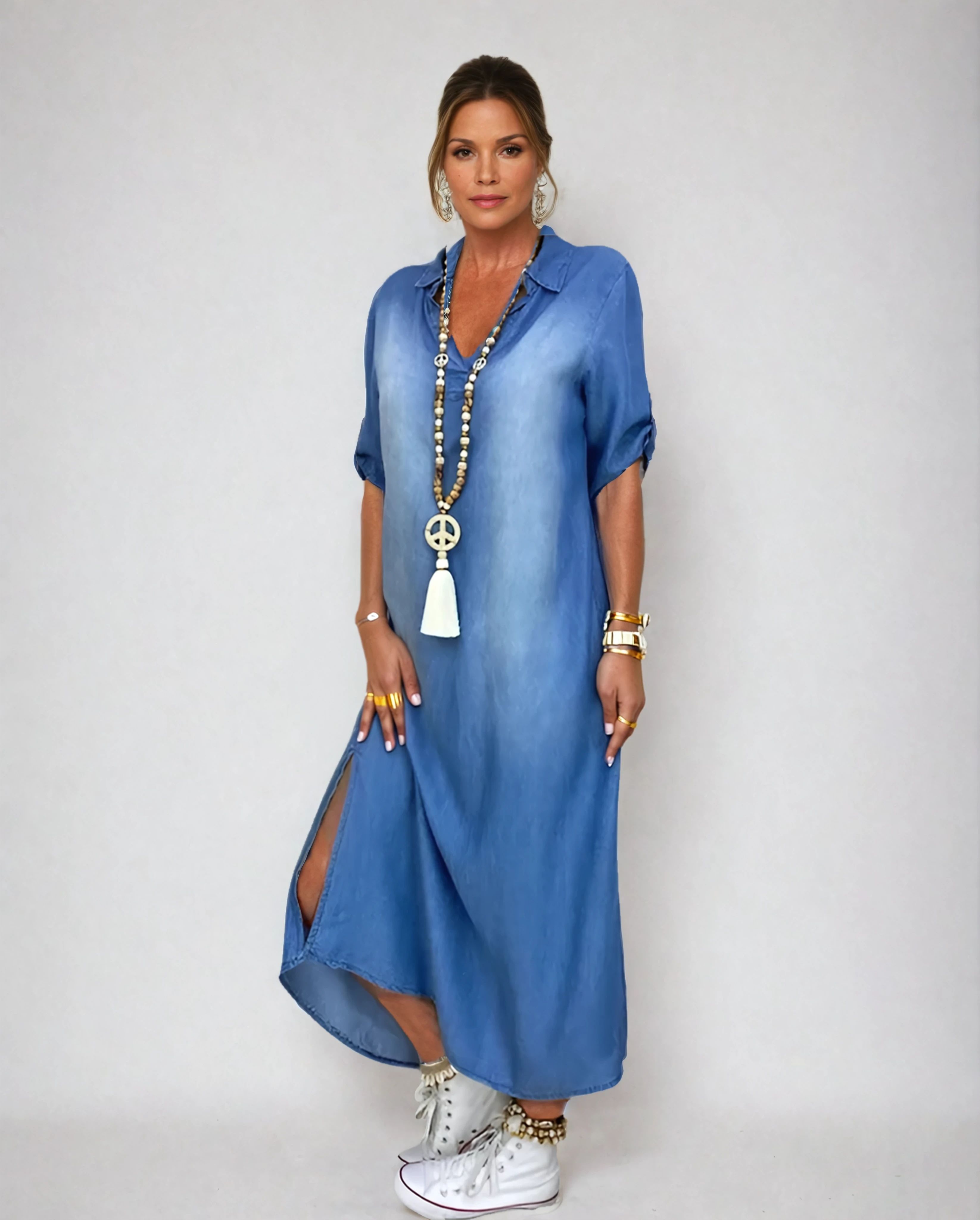 Robe longue Danoir Paris Lea en denim décontracté, vêtement de détente élégant avec coupe fluide et style casual.