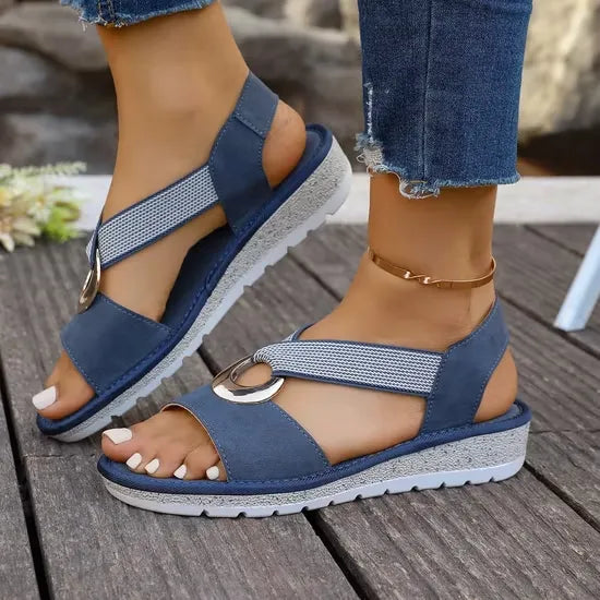 Sandales Luna Côtieres marron Danoir Paris, en cuir, avec semelle plate et détails de style côtier, pour femmes.