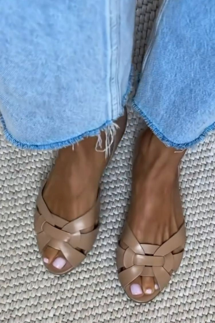Sandales Tressées Nature Serafina de Danoir Paris, couleur marron, avec tresses en cuir pour un style élégant et naturel.