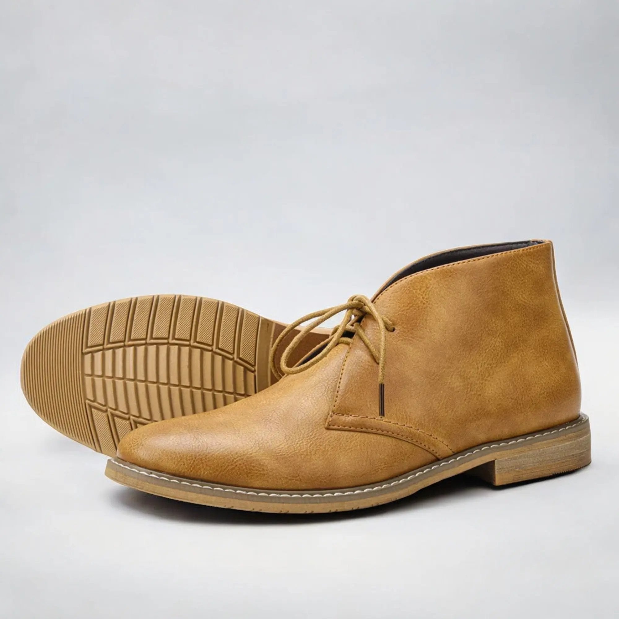Bottines Chukka en cuir marron Herold™ de Danoir Paris, taille 38, avec détails en cuir élégant et semelle robuste.