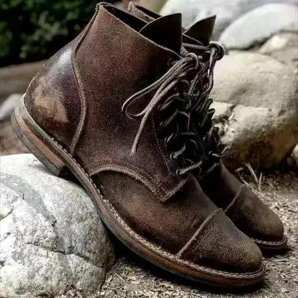 Chaussures en cuir marron Jason™ de Danoir Paris, taille 38, avec finition élégante et semelle en cuir.