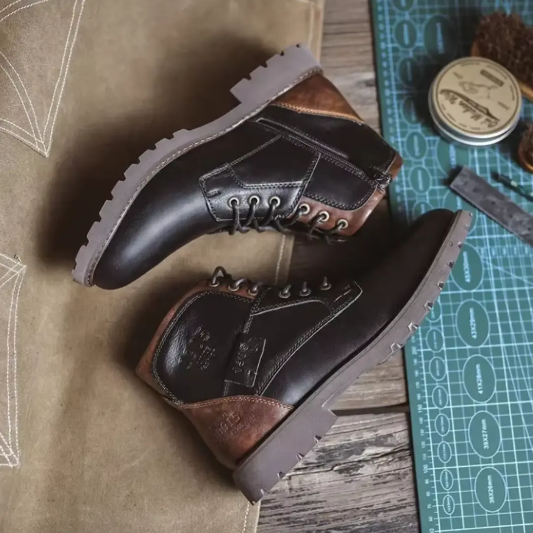 Bottes en cuir vintage marron Aaron™ de Danoir Paris, taille 39, avec semelle robuste et finition élégante.