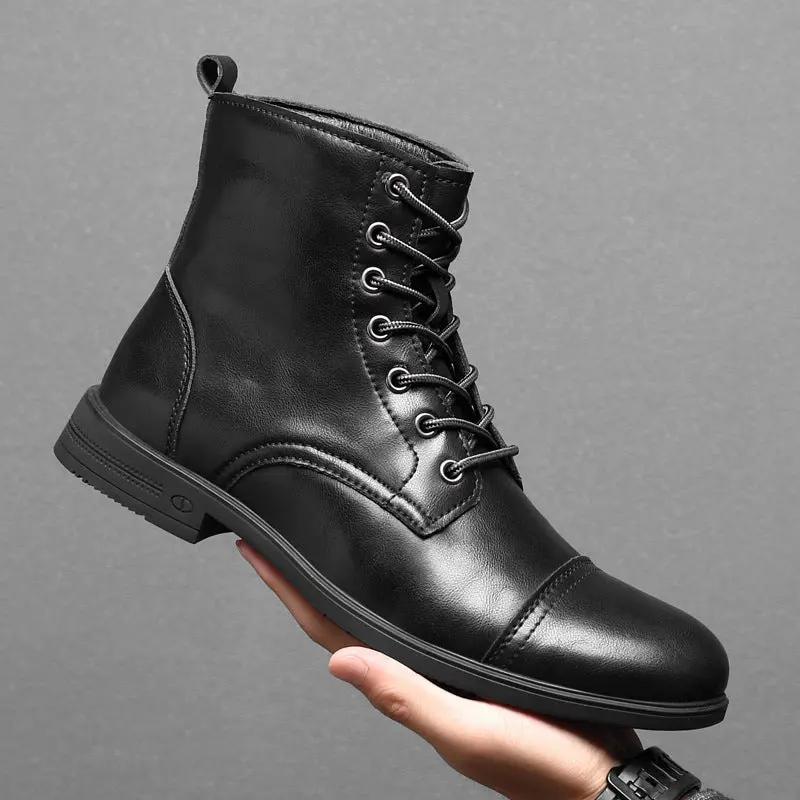 Bottines en similicuir marron châtaigne Morgan de Danoir Paris, taille 38, avec talon et semelle en cuir.