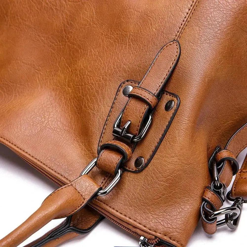 Sac à bandoulière Danoir Paris Elowen en cuir marron, sac élégant et chic pour un style sophistiqué.