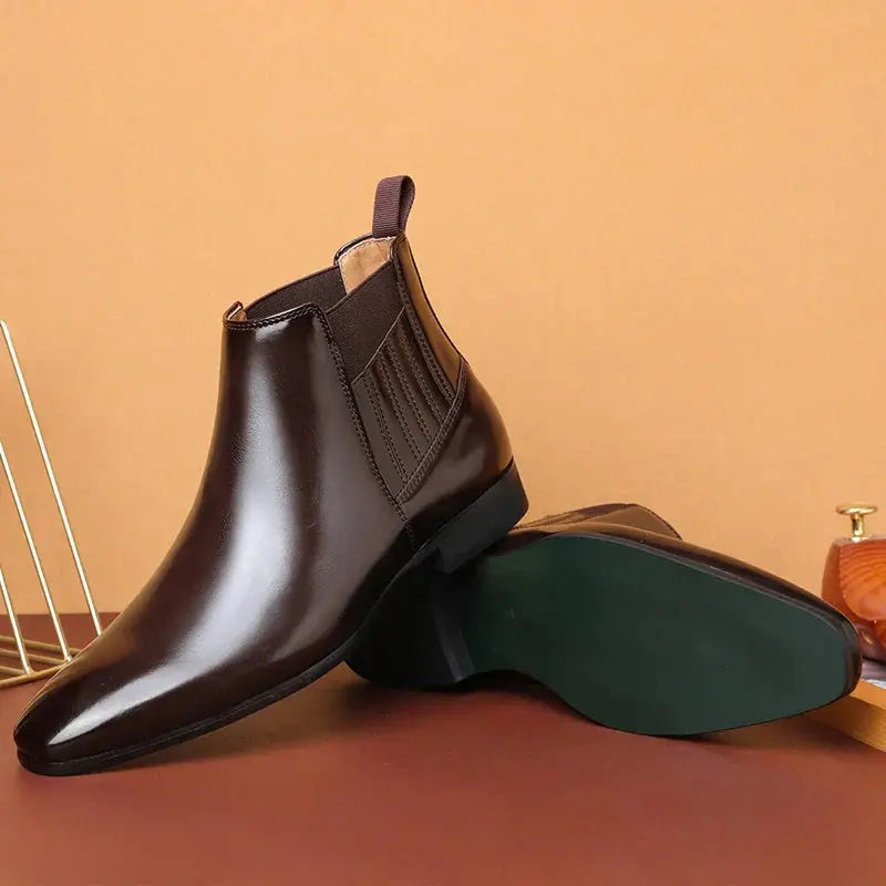 Bottines en cuir synthétique marron foncé Peyton de Danoir Paris, style élégant et confortable pour femmes.