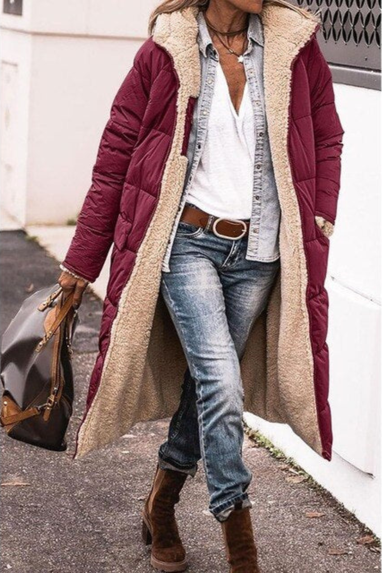 Manteau réversible élégant Danoir Paris Anny en marron avec doublure visible, mode chic et sophistiquée.