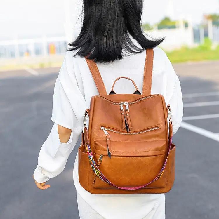Sac urbain chic Talia de Danoir Paris en marron, élégant avec poignées en cuir et design moderne.