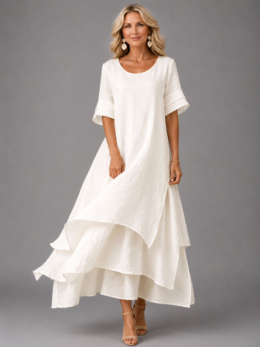 Robe longue rose Danoir Paris Liora™ Flowing Grace Maxi Dress en tissu léger et fluide, portée sur un mannequin.