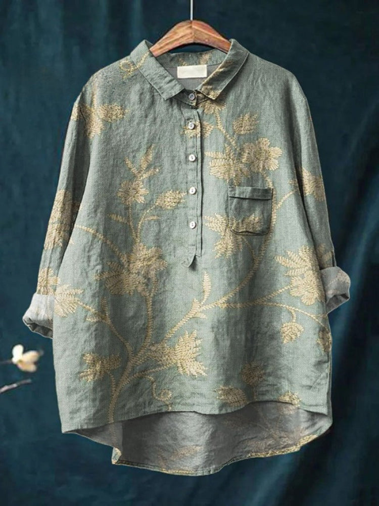 Chemise brodée florale vibrante Lina de Danoir Paris, détail de la broderie colorée sur tissu léger et élégant.