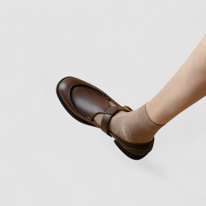Chaussures bébé Anaïs™ Talon Classique de Danoir Paris en noir, avec talons élégants et design classique pour jeunes enfants.