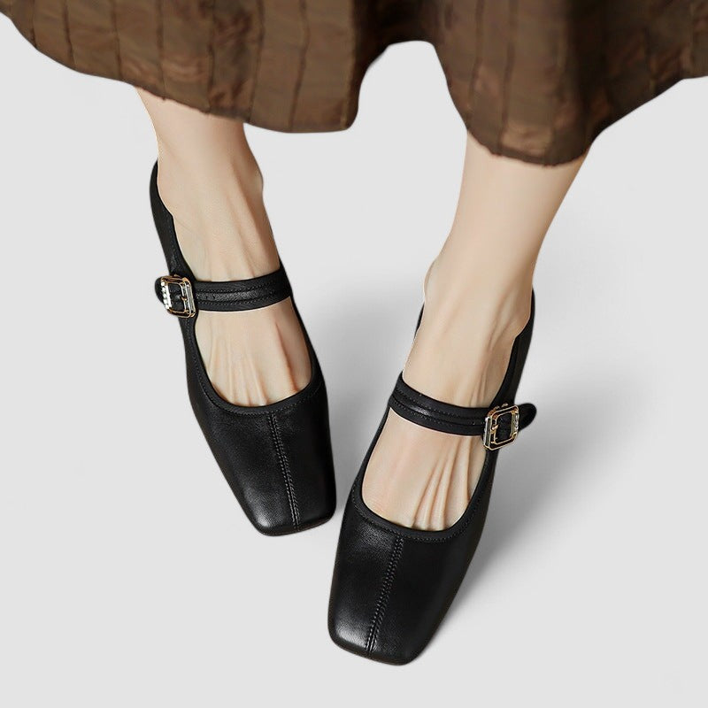 Chaussures pour bébé Capucine™ Danoir Paris, talons élégants noirs avec design raffiné, pour occasions spéciales.