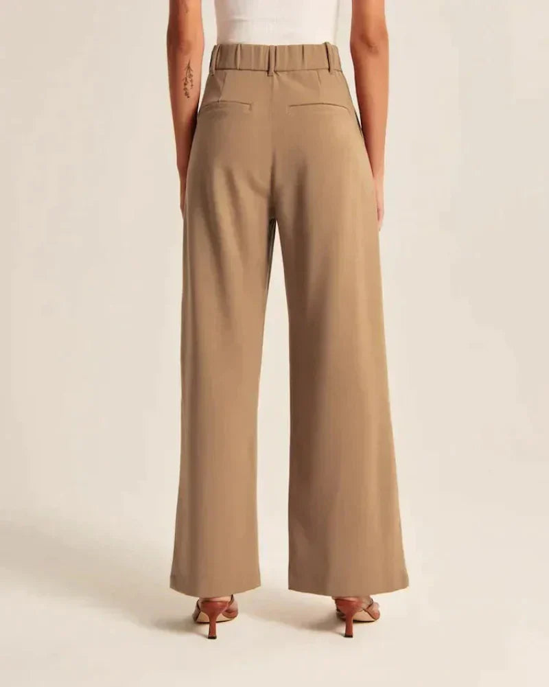 Pantalons confortables et chics Sophie en noir de Danoir Paris, style élégant et tissu doux, pour un look décontracté sophistiqué.