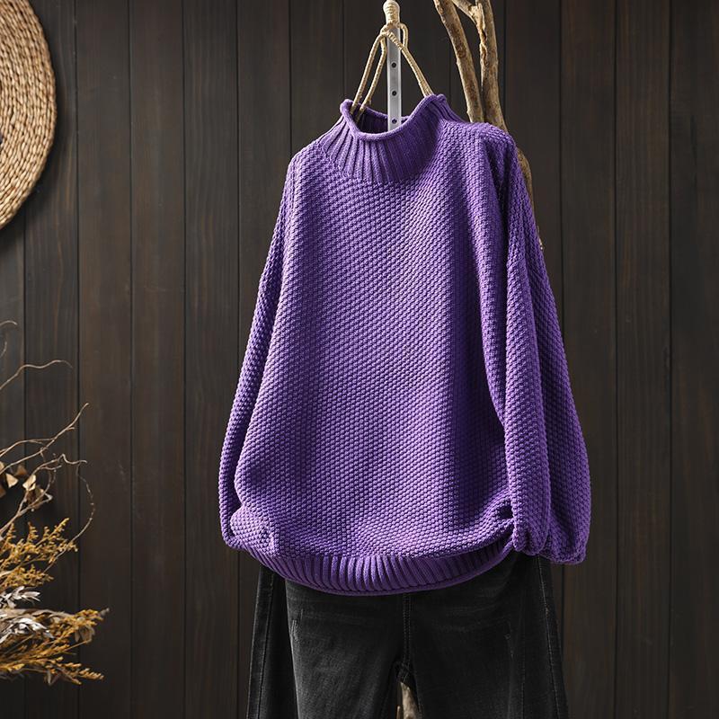 Pull tricoté noir Mia de Danoir Paris porté, style élégant, en tissu doux, taille S, pour femme.