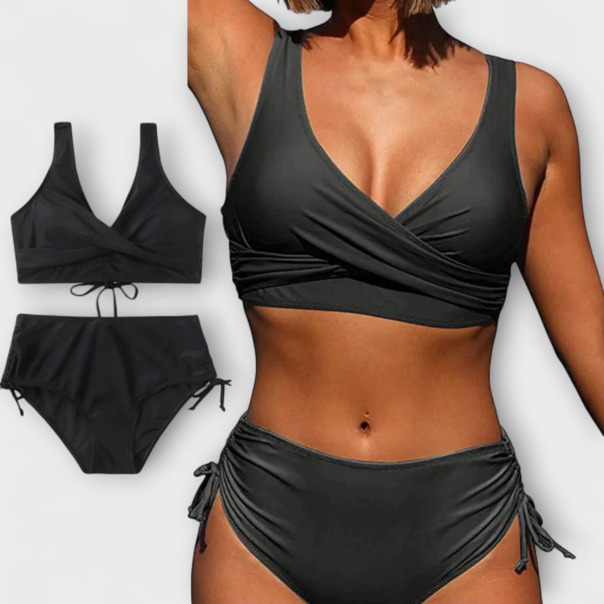 Ensemble de bikini 2 pièces noir Danoir Paris, style élégant, tissu ajusté, parfait pour la plage ou la piscine.