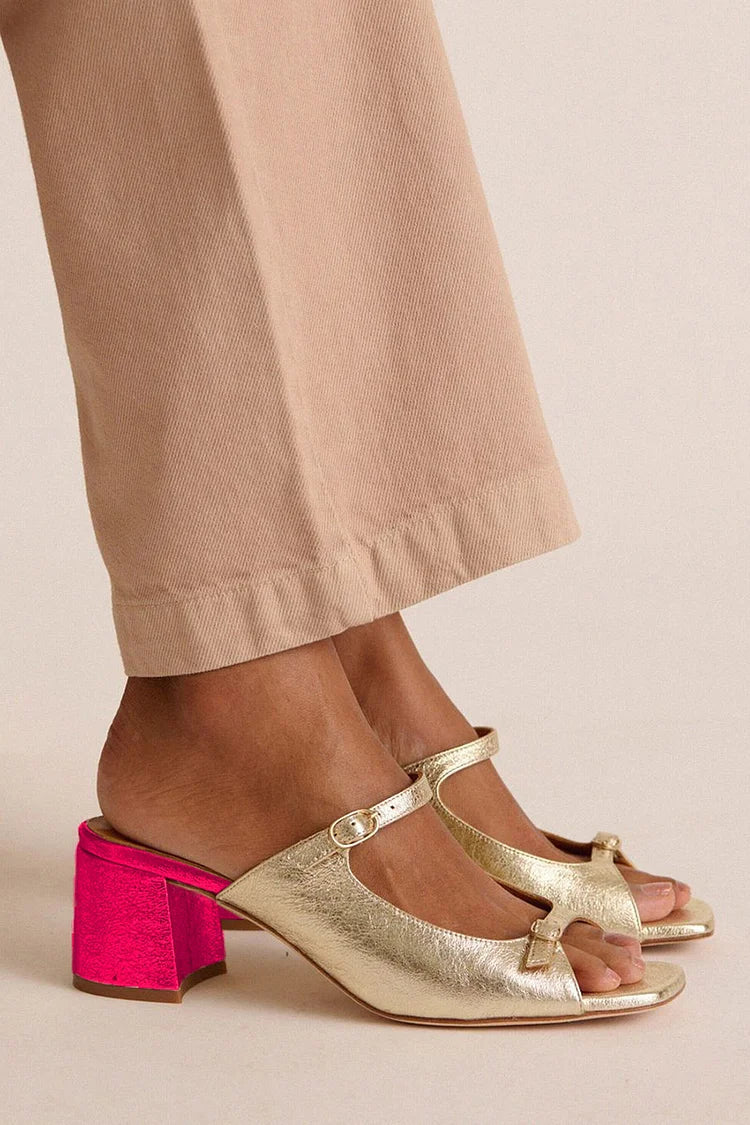 Sandales élégantes Valentina de Danoir Paris, modèle Riviera, avec design sophistiqué et finition en cuir naturel.