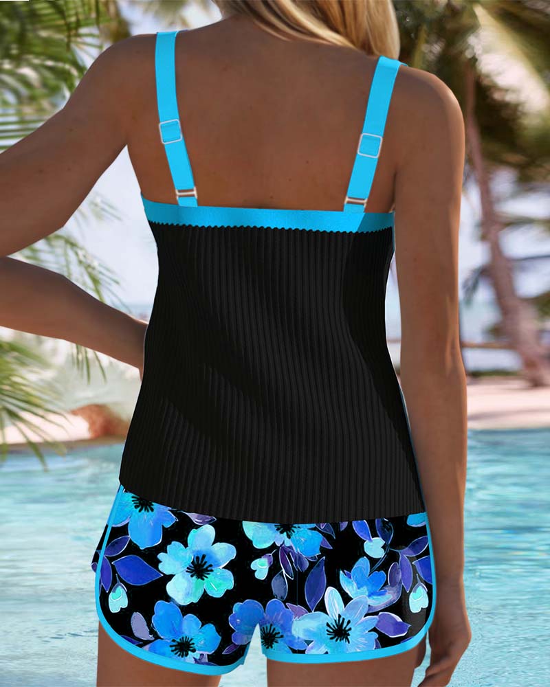 Ensemble de tankini côtelé Federica de Danoir Paris, short en tissu orange pour maillot de bain femme, vue de face.