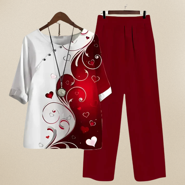 Ensemble Lilou Danoir Paris avec chemise verte et pantalon confortable et chic, porté en vue de face.