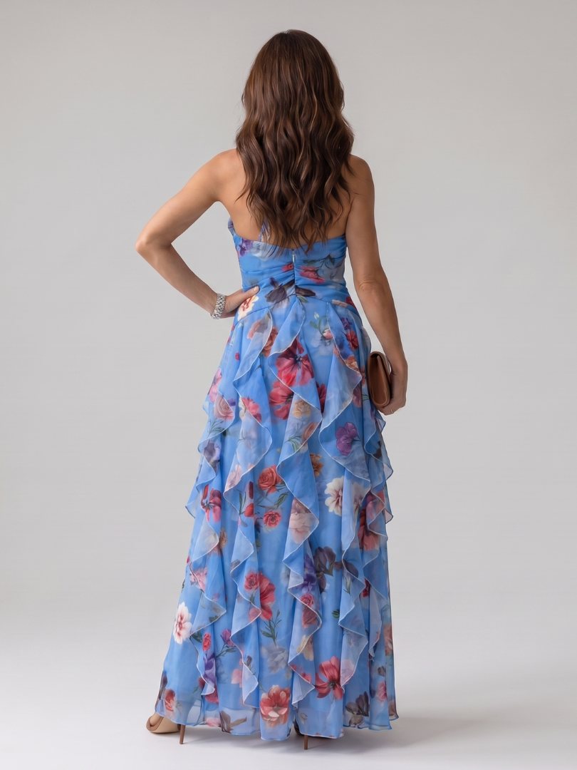 Robe maxi florale rose Danoir Paris Nori avec col halter, corsage froncé et style élégant, vue de face sur mannequin.