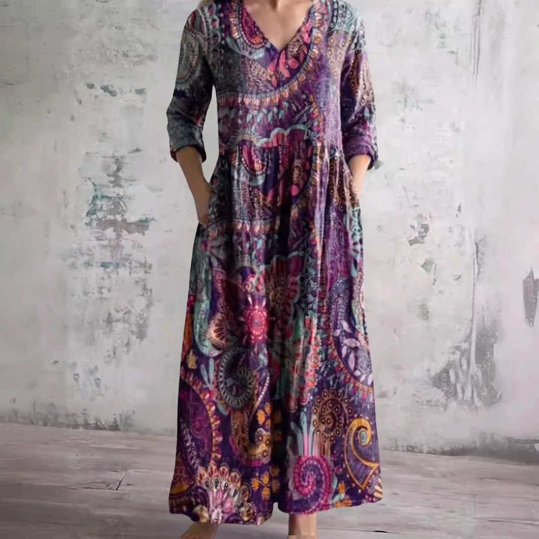 Robe d'été florale Mandy de Danoir Paris en tissu violet, manches courtes et coupe légère, idéale pour la saison estivale.