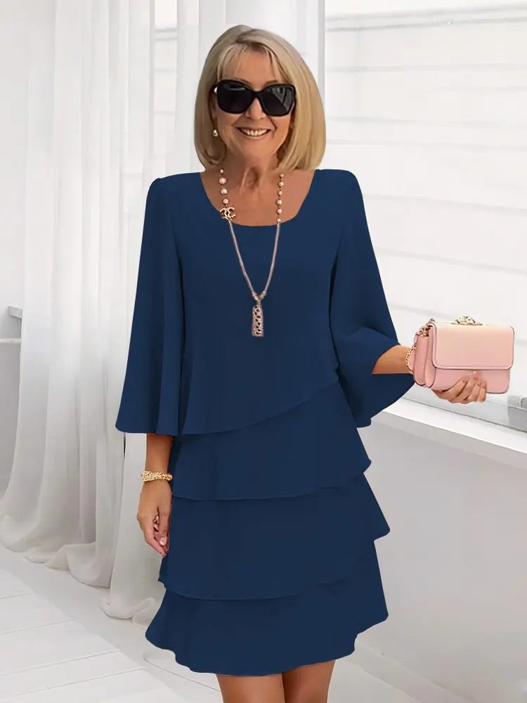 Robe fluide élégante Élise de Danoir Paris avec volants, couleur rose, parfaite pour une allure sophistiquée et féminine.