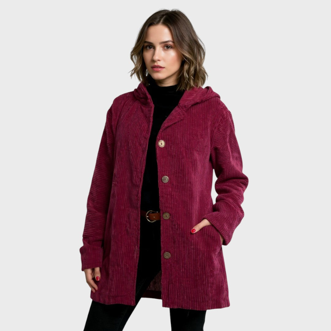 Veste matelassée Cordia™ Danoir Paris en rouge, vue de face, avec col montant et fermeture zippée.