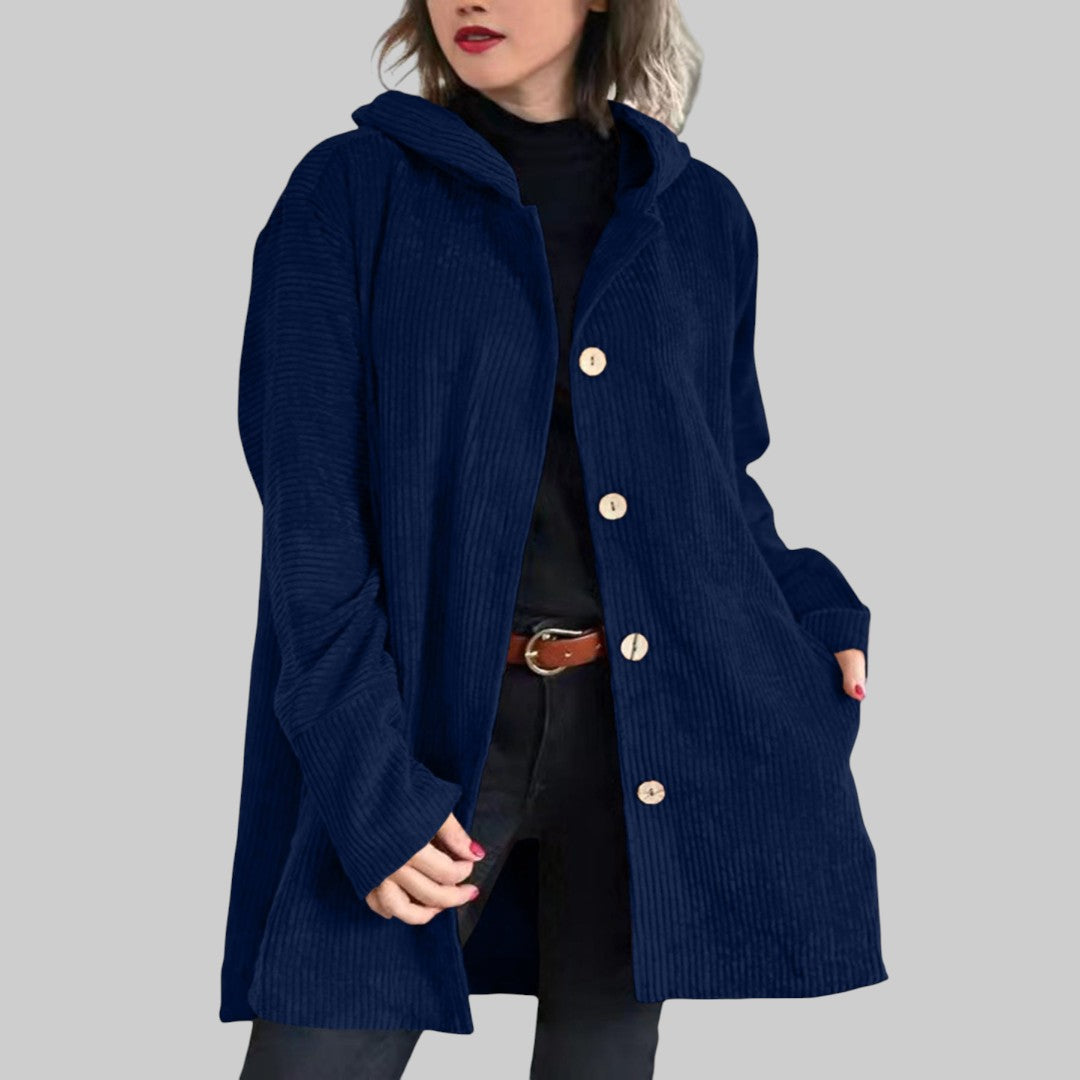 Veste matelassée rouge Cordia™ de Danoir Paris, style chaud et confortable pour l'hiver, vue de face.
