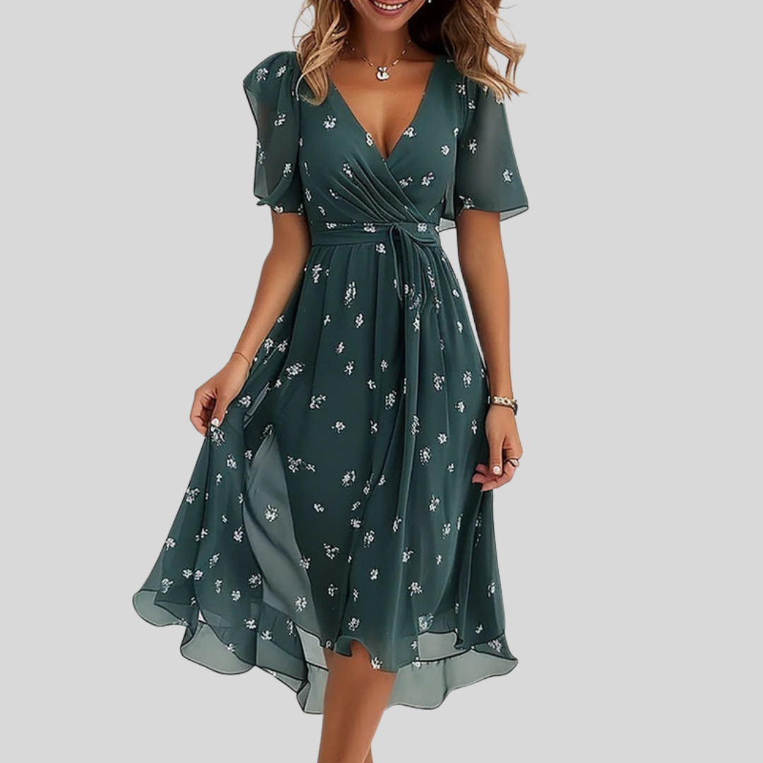 Robe d'été élégante Naomie de Danoir Paris en tissu rouge, avec coupe fluide et détails sophistiqués.