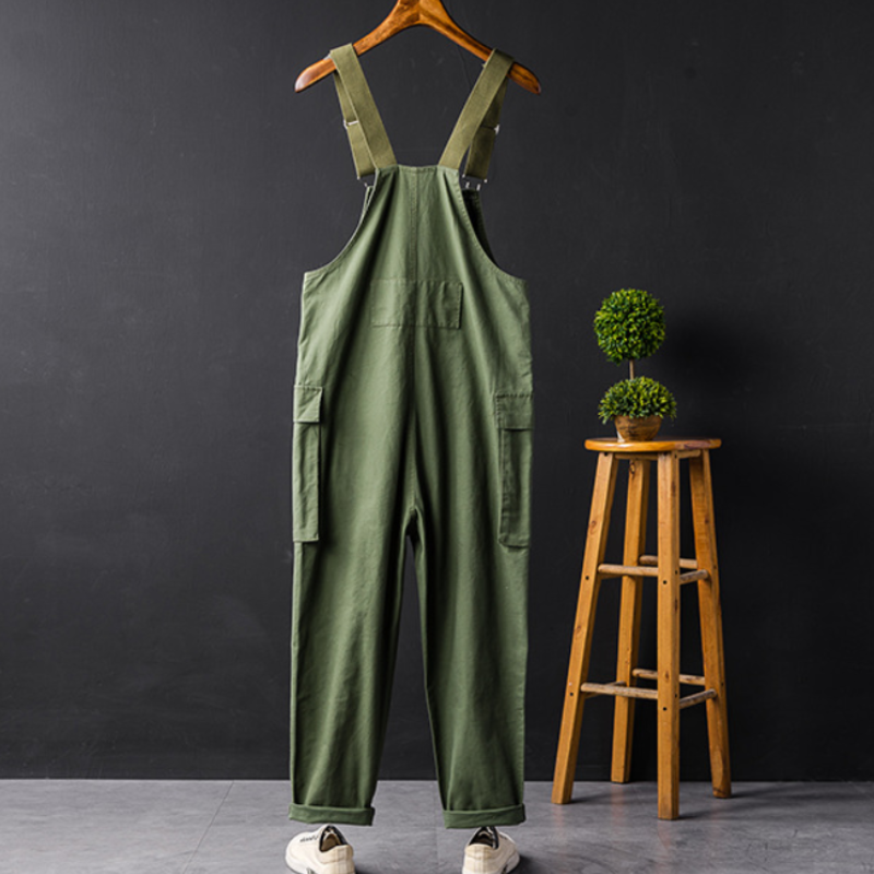 Salopette de jardinage élégante Bellini de Danoir Paris en beige, adaptée pour un poids de 50-60 kg, vue sur le pantalon.