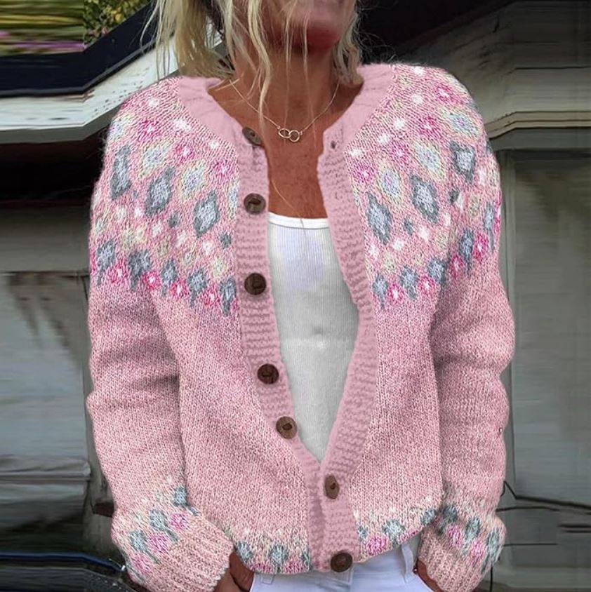 Cardigan ample féminin Sophie de Danoir Paris, en maille douce, porté sur un mannequin, couleur neutre.