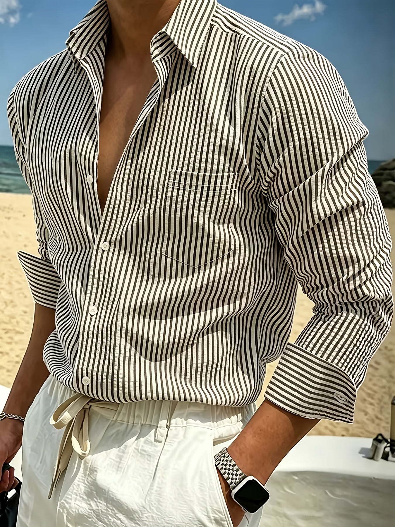 Chemise pour homme Danoir Paris Wes à rayures bleues et blanches, manches longues, style élégant et moderne.