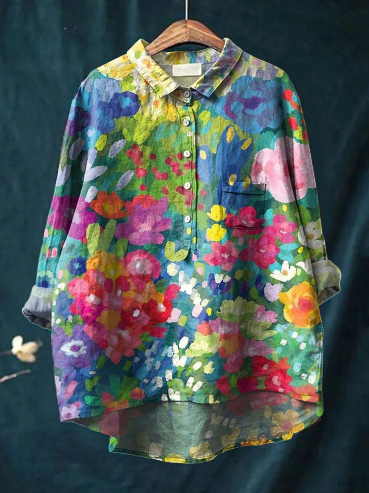 Chemise florale vintage Danoir Paris Jasmine, multicolore, en tissu léger avec motif floral, style élégant et rétro.