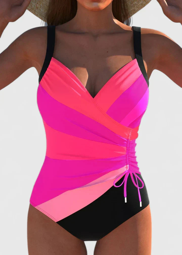 Maillot de bain élégant Danoir Paris Sorynelle à rayures noires, design sophistiqué pour la plage ou la piscine.